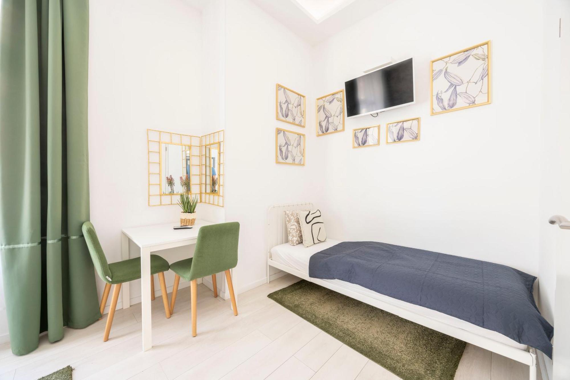 Exclusive Private In The Center Of Bp W 4bedrms, 4 Bathrms Apartmán